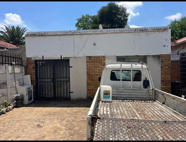 12 BEDROOM HOUSE FOR SALE IN DELVILLE